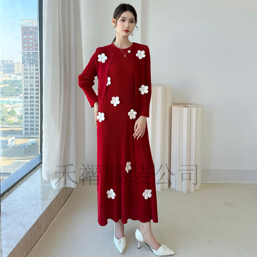 Formal Dress Female - ชุดแฟชั่นผู้หญิงสไตล์ยุโรปอเมริกัน ดีไซน์หรูหรา เสื้อคลุมคาร์ดิแกนแขนกุด คอกลม ชุดเดรสยาว คอลเลคชั่นใหม่