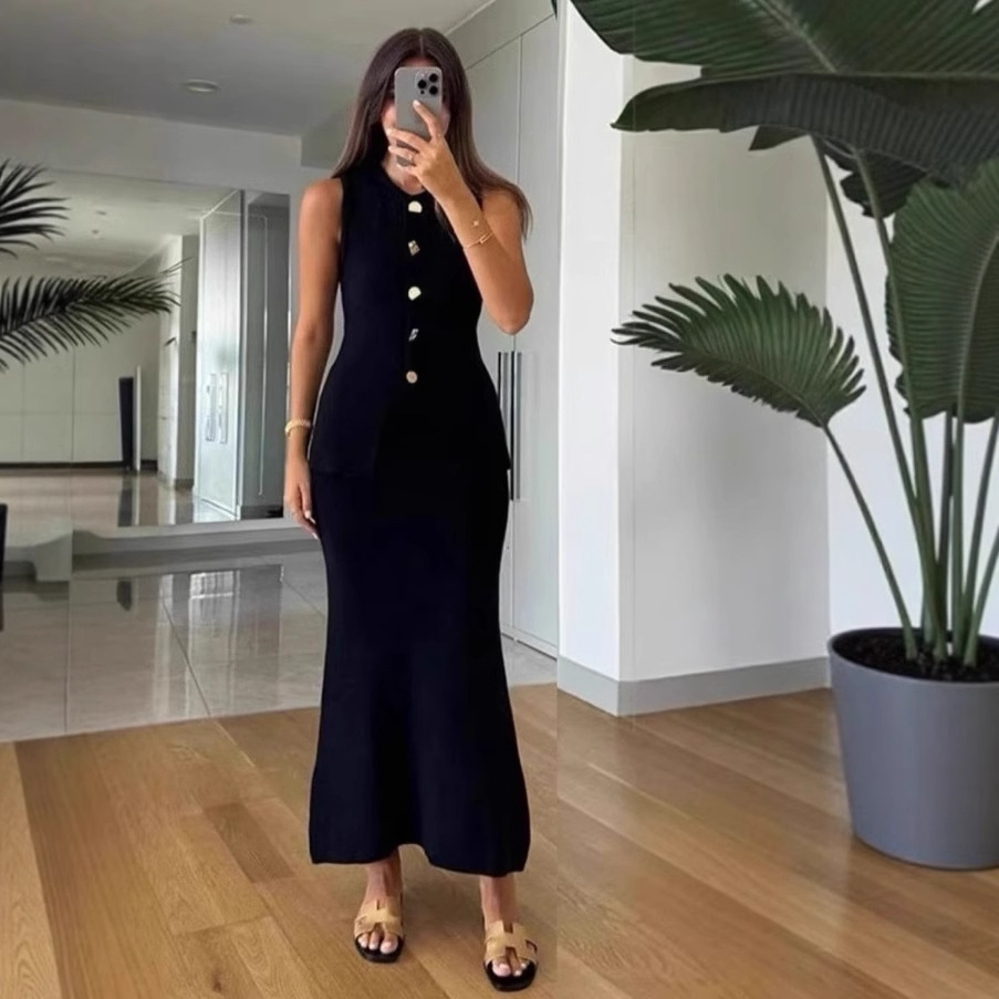 Women'S Office Formal Wear For Ladies - ชุดเซ็ต 2 ชิ้น เสื้อทรงเข้ารูปคอทรงกลม แขนกุด ติดกระดุมแถวเดียว